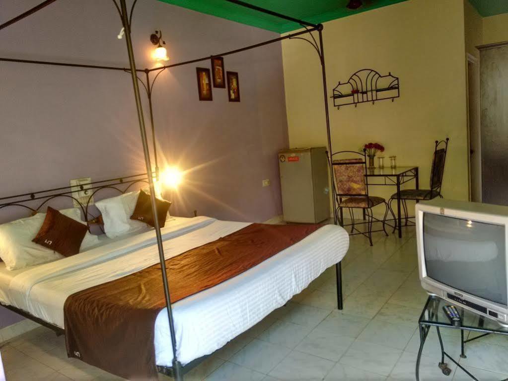 فندق Libton Manor كاندولِم المظهر الخارجي الصورة